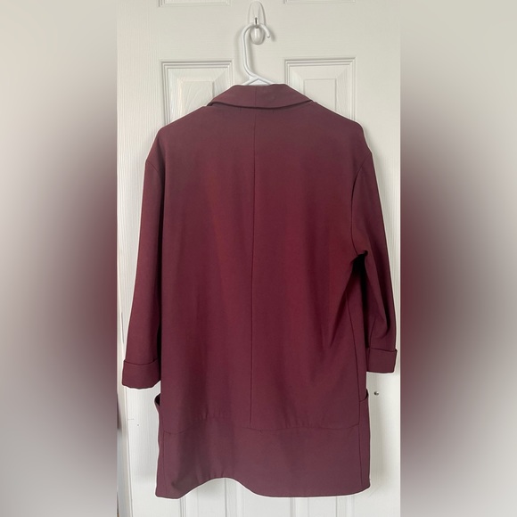 Dynamite Open Front Long Blazer with 3/4 Length Sleeves - Picture 4 of 5